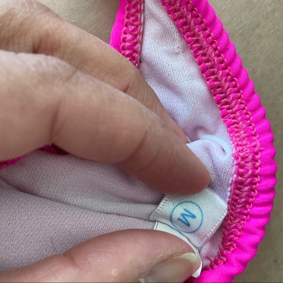 Maar Swimwear bikini in hot pink/flamingo print size M/L - Picture 10 of 13